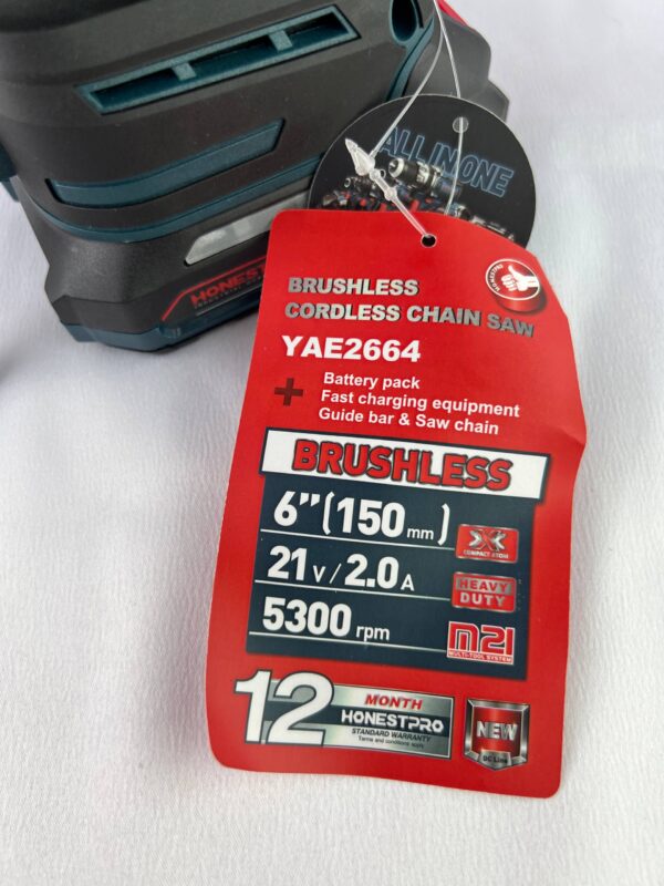 YAE2664_2.jpg MINI SCIE A CHAINE 6'POUCE 15CM 21V 2.0AH HONESTPRO | YAE2664 منشار الخشب الصغير