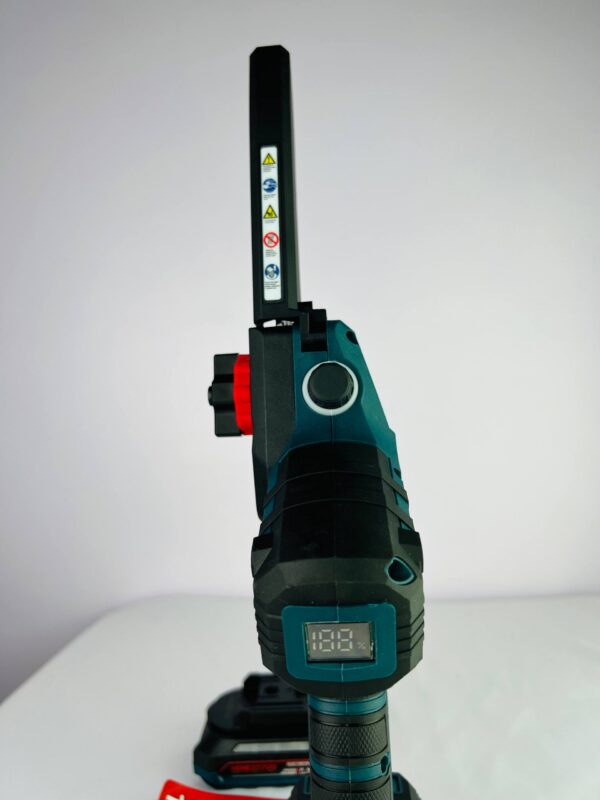 YAE2664_3.jpg MINI SCIE A CHAINE 6'POUCE 15CM 21V 2.0AH HONESTPRO | YAE2664 منشار الخشب الصغير